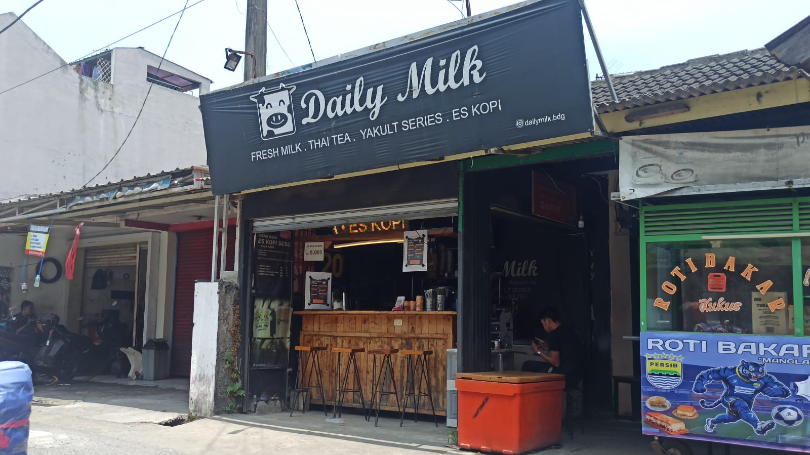 Daily Milk Permata Biru â Jastip Permata Biru Cileunyi