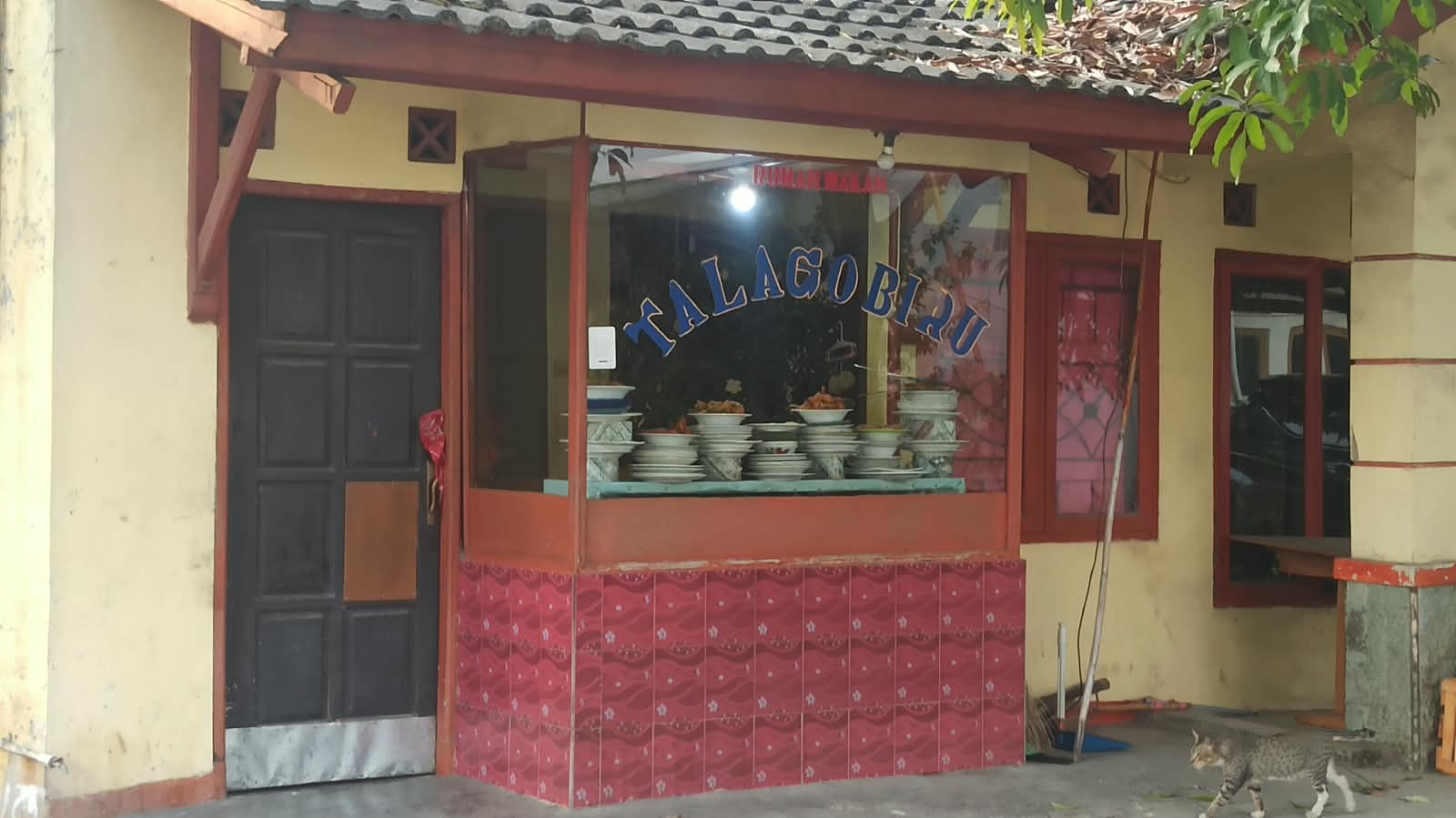 Masakan Padang Talago Biru — Jastip Permata Biru Cileunyi Bandung